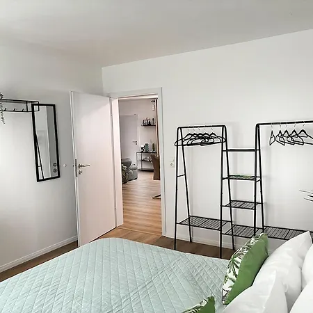 Citabria, Max 6 Pers, Ueberdachte Terrasse, Neue Apartment *