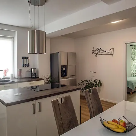 Citabria, Max 6 Pers, Ueberdachte Terrasse, Neue *