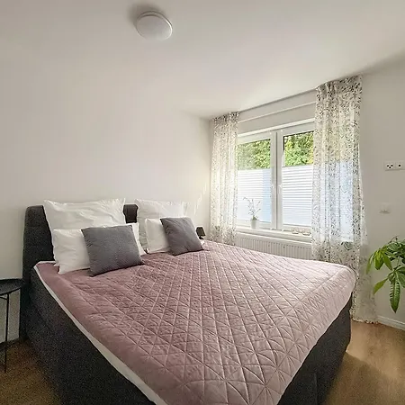 Citabria, Elegante Wohnung, 2 Schlafzimmer, Ueberdachte Terrasse Apartmán *